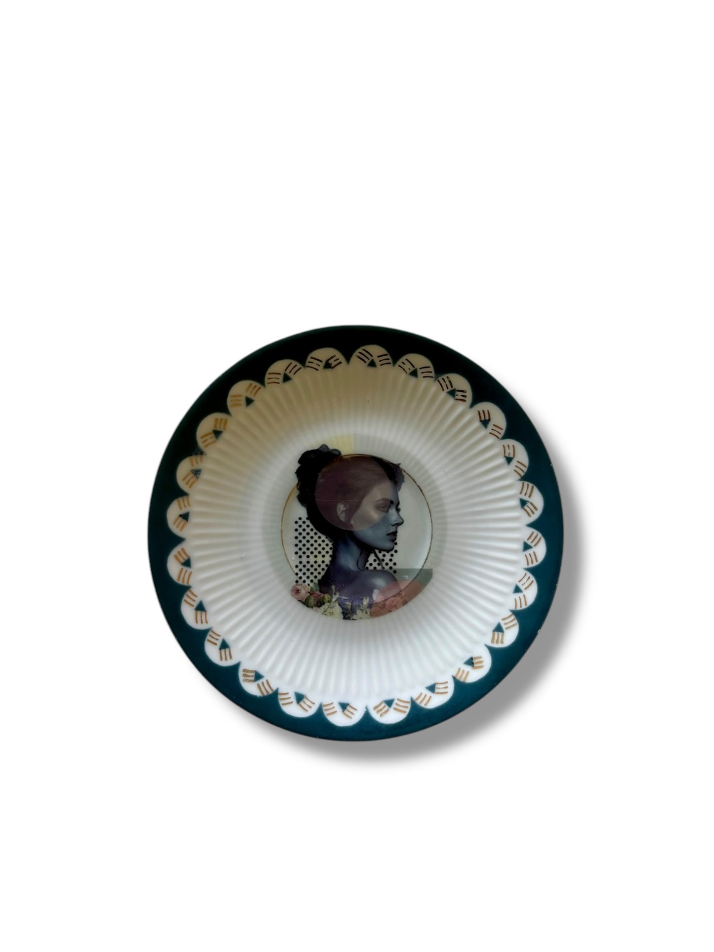 Vintage Wall Plate Portrait Blue