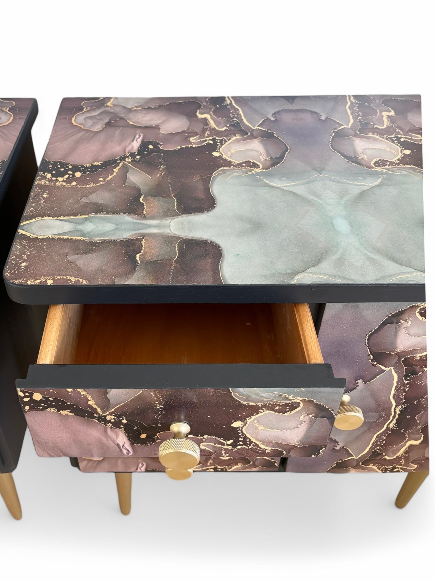 Vintage bedside tables covered with beautiful print | The Vintage Vibe