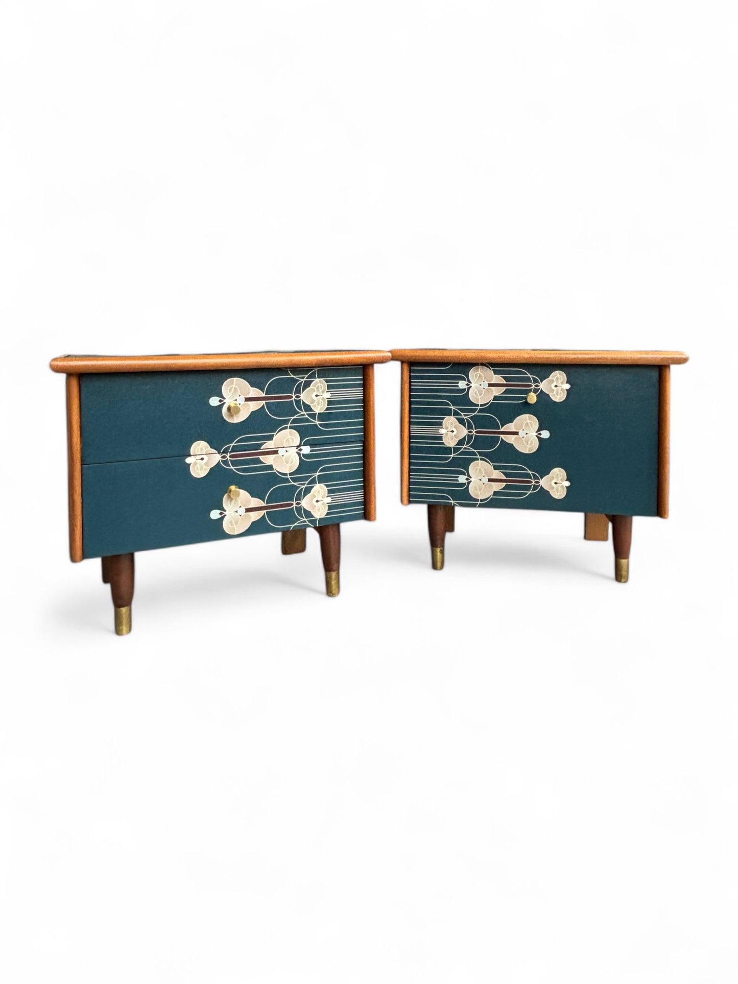 Vintage bedside tables covered with Art Deco print in gold with blue | The Vintage Vibe